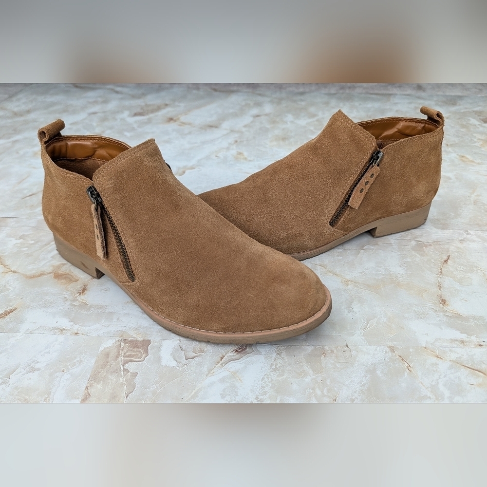 Bjorndal Geena Tan Suede Ankle Boots Woman's Size 7.5 M